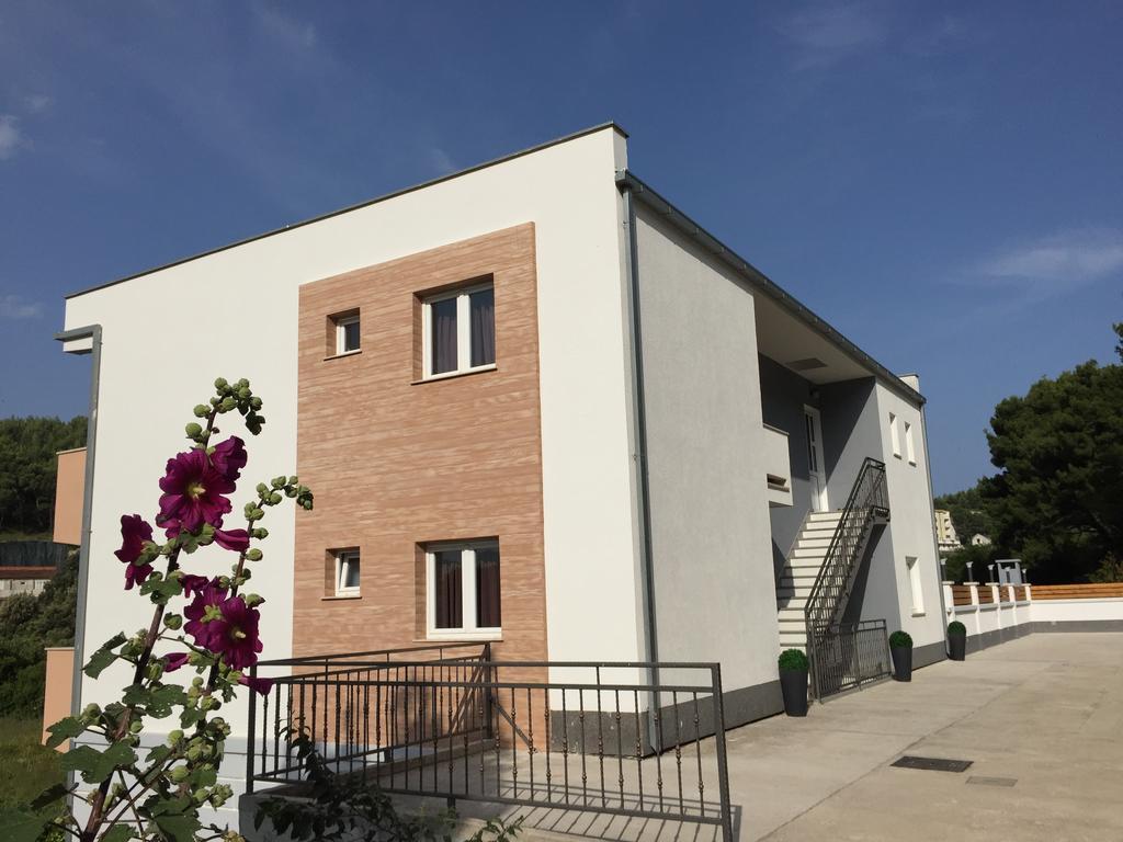 Apartments Villa Katija Drvenik  Bagian luar foto