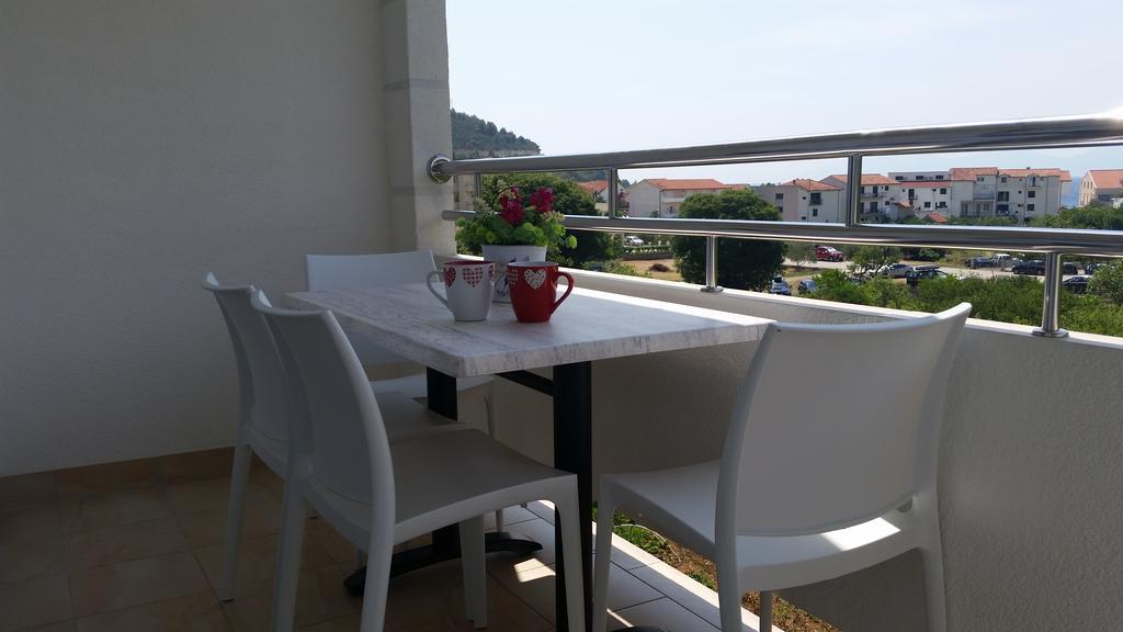 Apartments Villa Katija Drvenik  Bagian luar foto