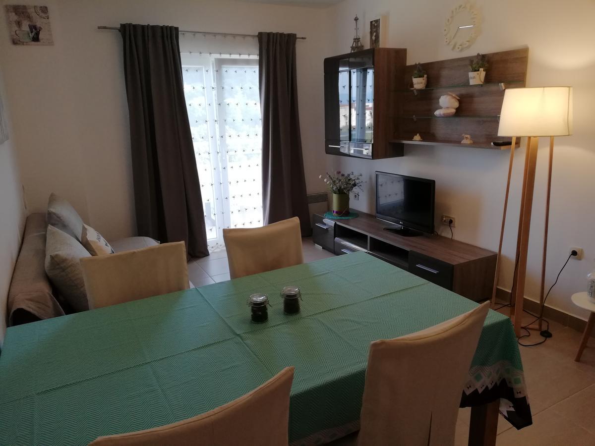 Apartments Villa Katija Drvenik  Bagian luar foto